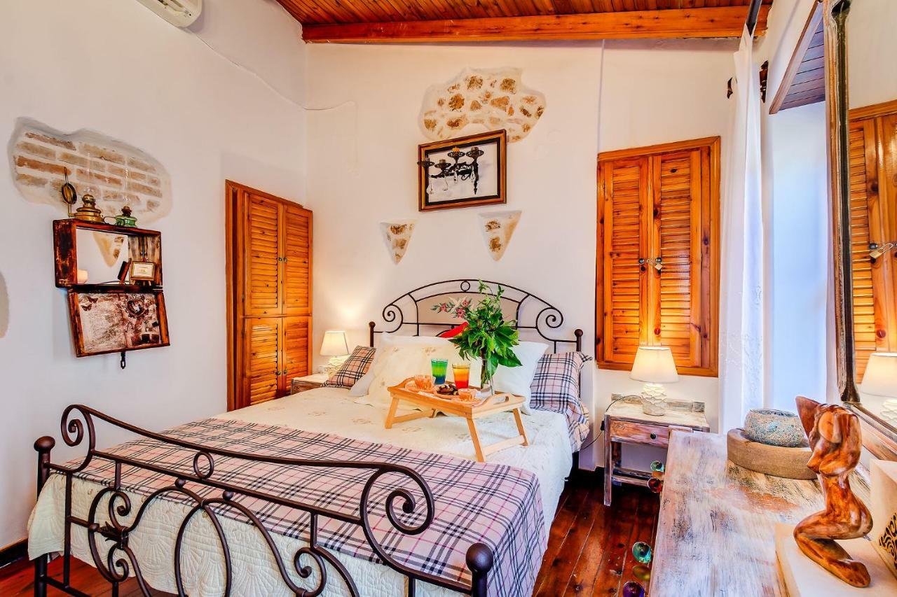 Eros House Chrissi Akti Chania Exterior foto